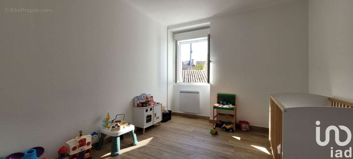 Photo 8 - Maison à MARNES