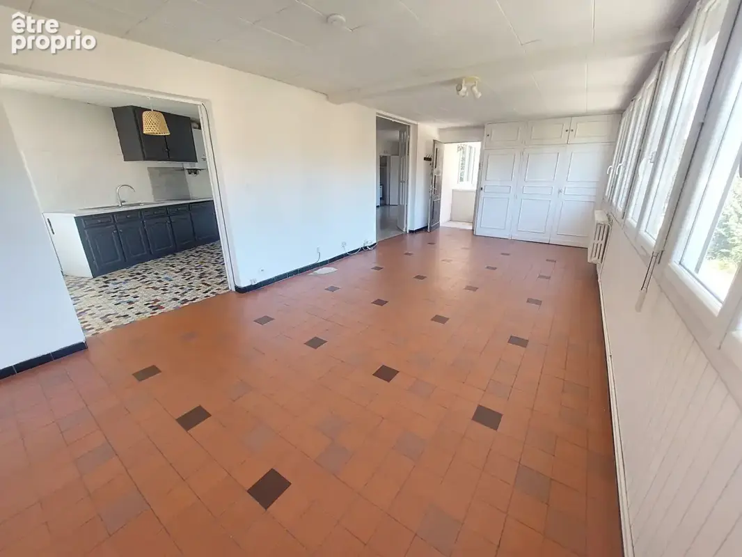 Blagnac Hyper Centre Maison divisée en 2 Appartements T2  + GARAGE - photo 4