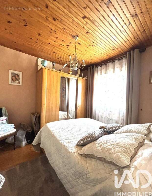 Maison 113 m² à La Lande-De-Fronsac  - photo 6
