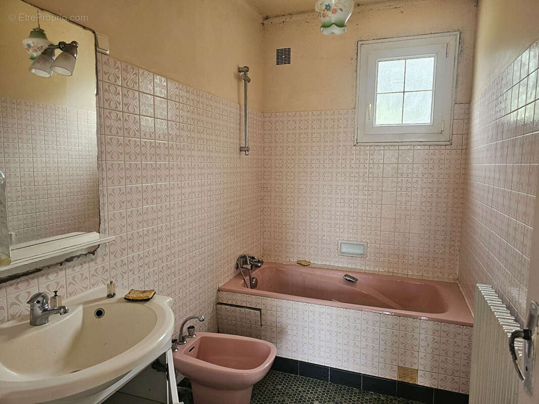 Charmante maison centre POMMERET - photo 6