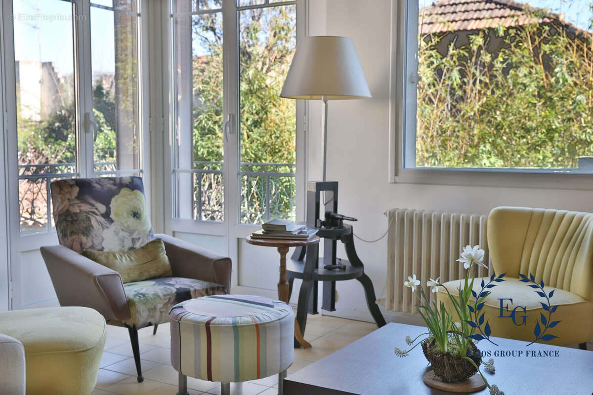 Salon coin lecture - Maison à MONTPELLIER