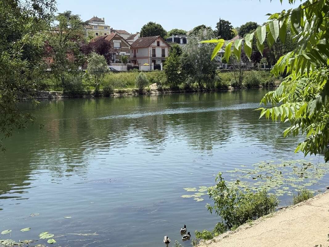 Appartement 85 m² à Champigny-Sur-Marne  - photo 9