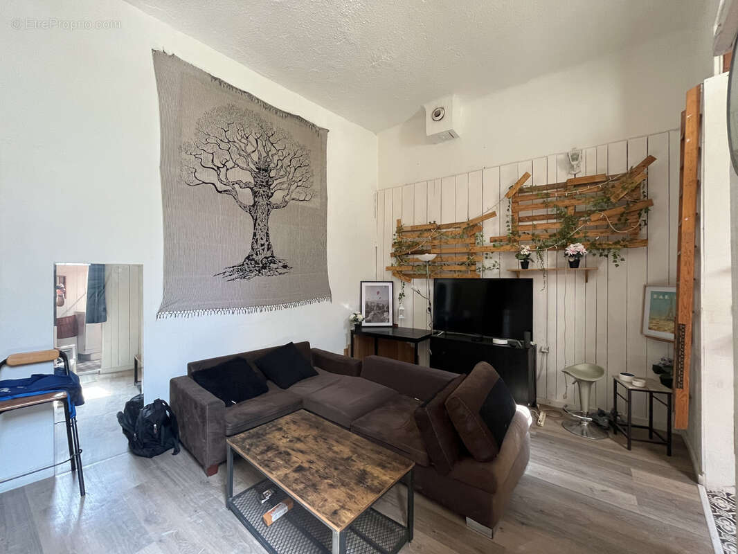 Autre à MARSEILLE-5E