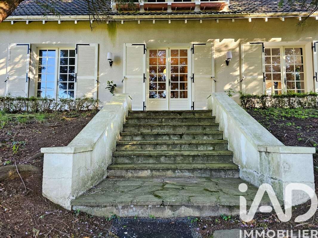 Photo 3 - Maison à ROCHECHOUART
