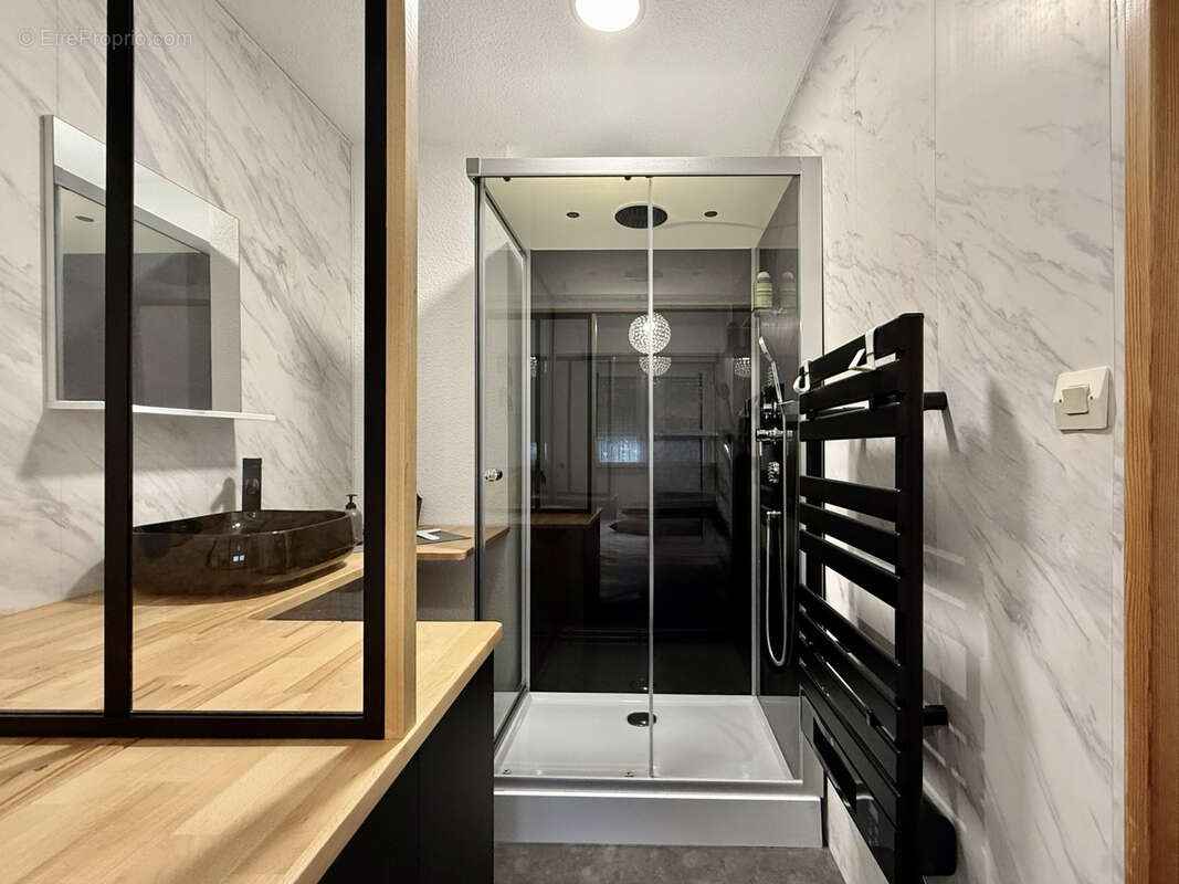 Appartement à SAINT-PAIR-SUR-MER