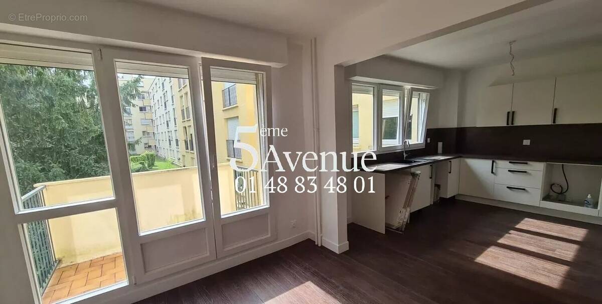 Appartement à SAINT-MAUR-DES-FOSSES