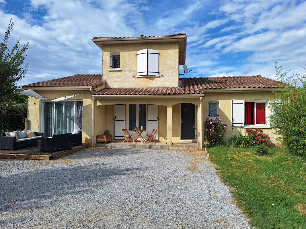 Maison à SAINT-GERMAIN-DES-PRES