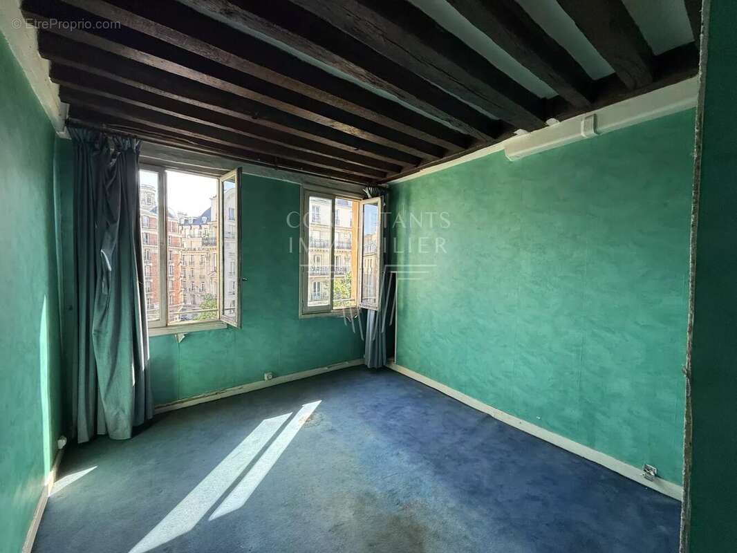 Rue de l'échaudé / studio en étage élevé - photo 7
