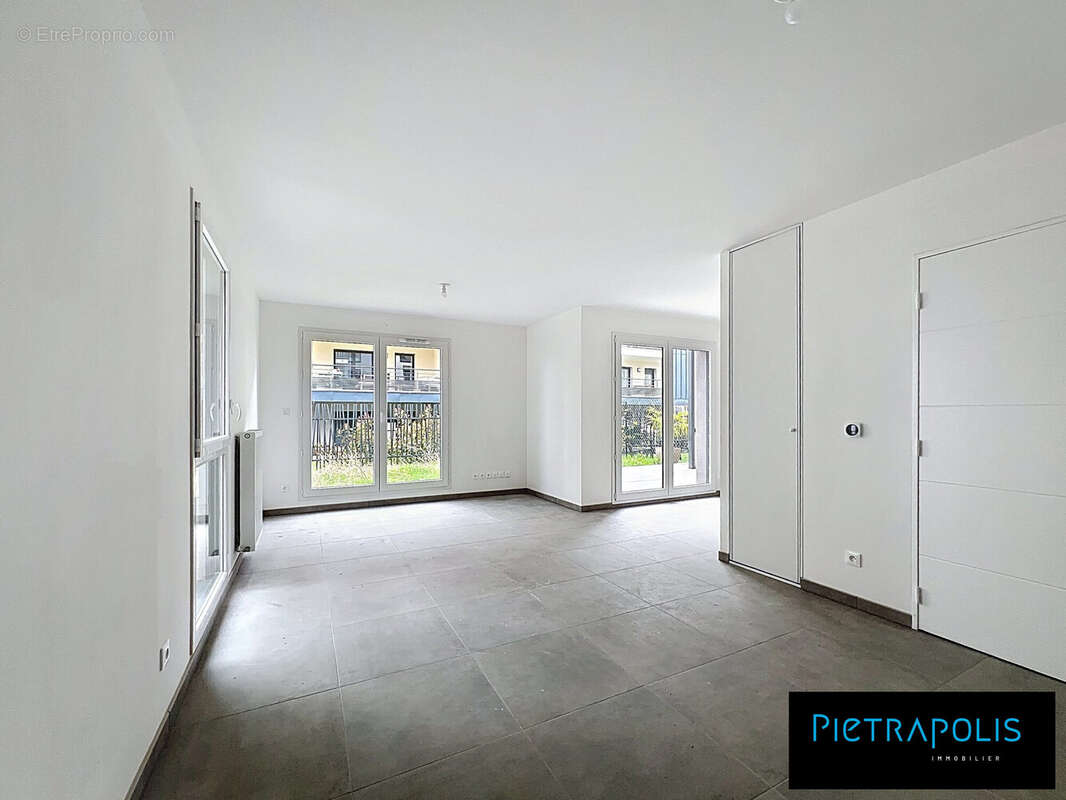 Appartement 96 m² à Jonage  - photo 2