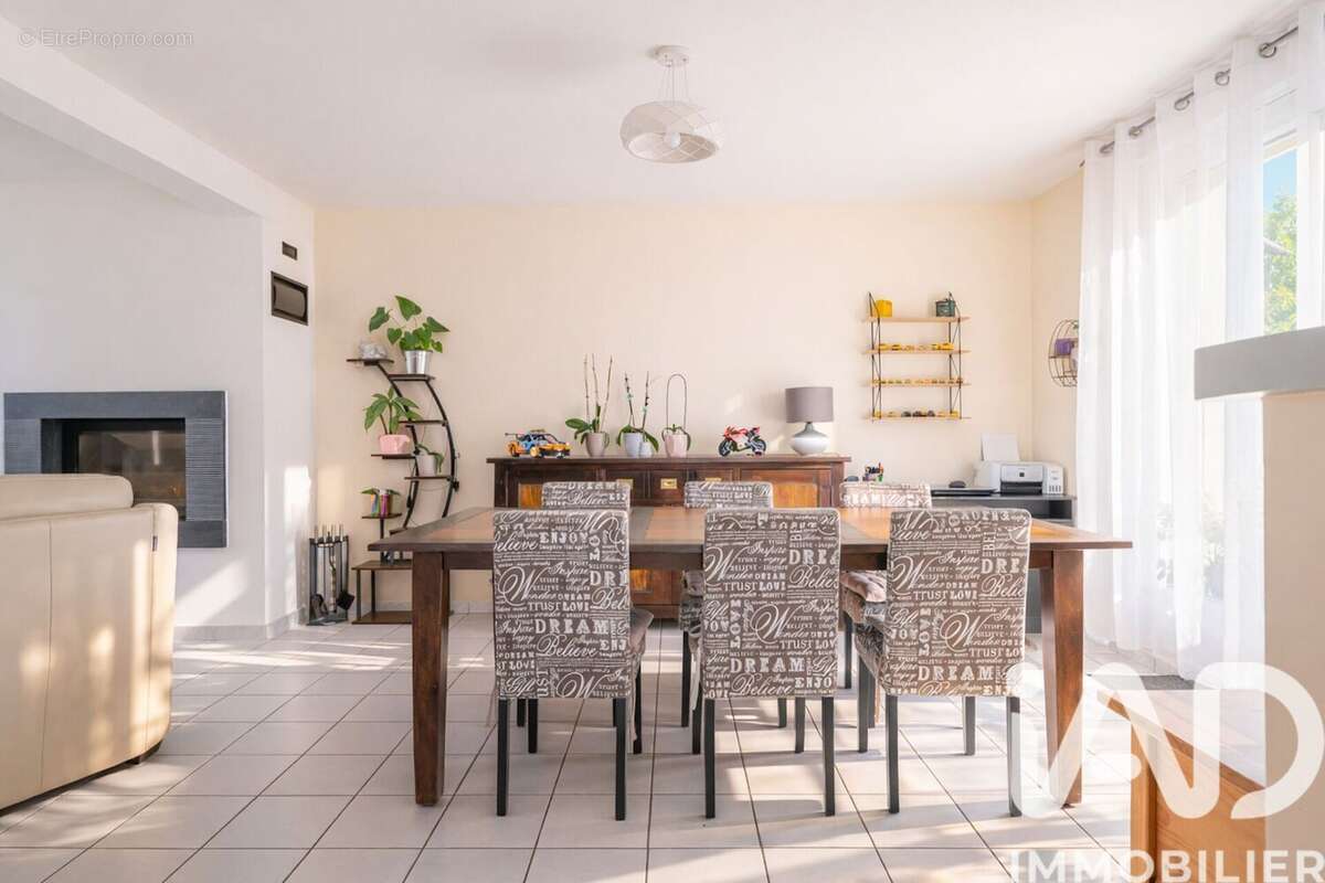 Maison 161 m² à Le Mans  - photo 4