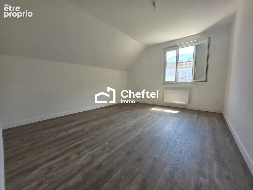 Maison 190 m² à Cluses  - photo 9