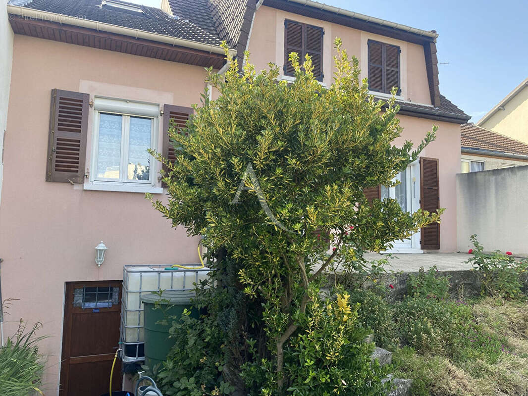 Maison à DRANCY