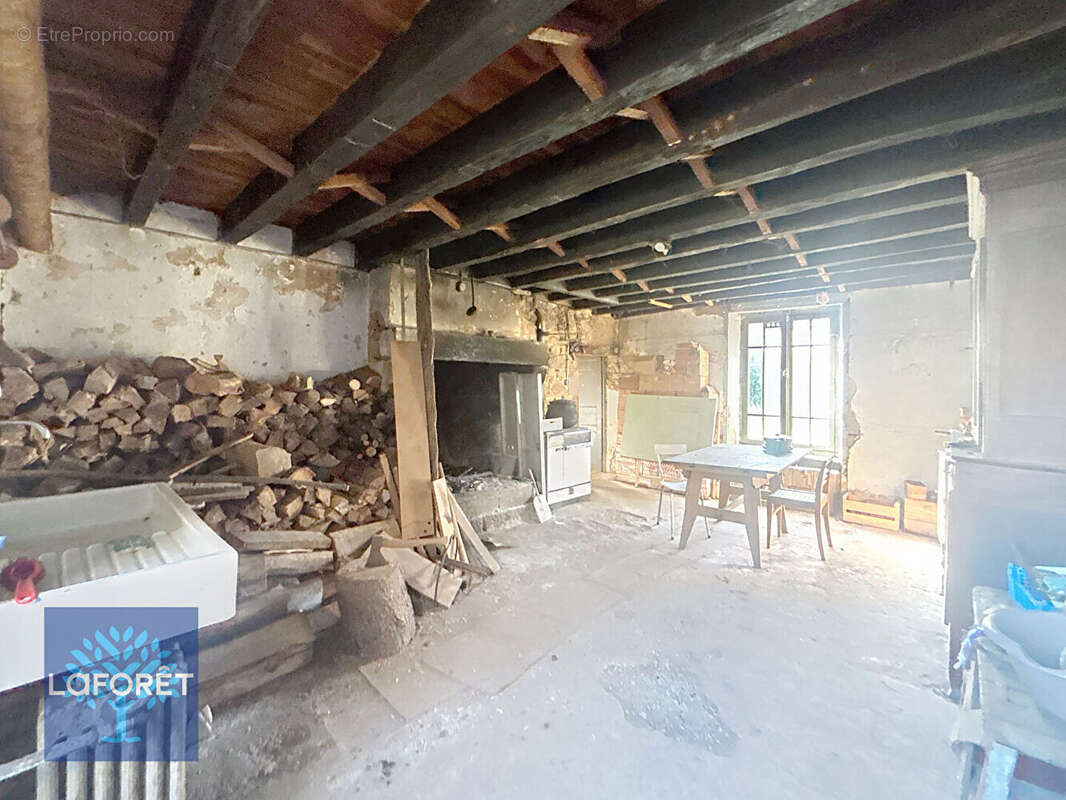 Maison à SAINT-MARC-LE-BLANC