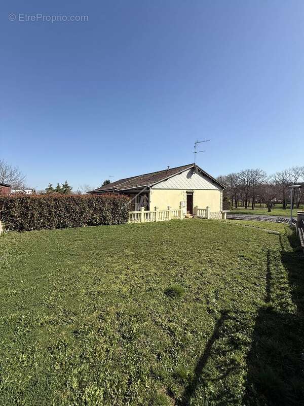 Maison à DOMERAT