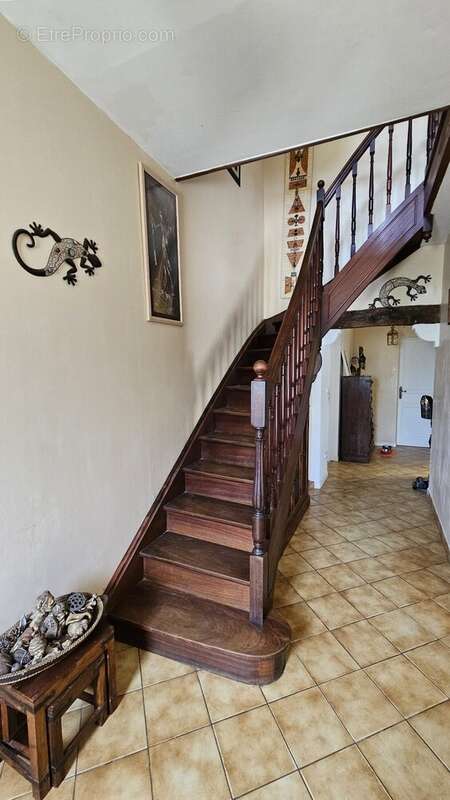 Maison à LALANDE-DE-POMEROL