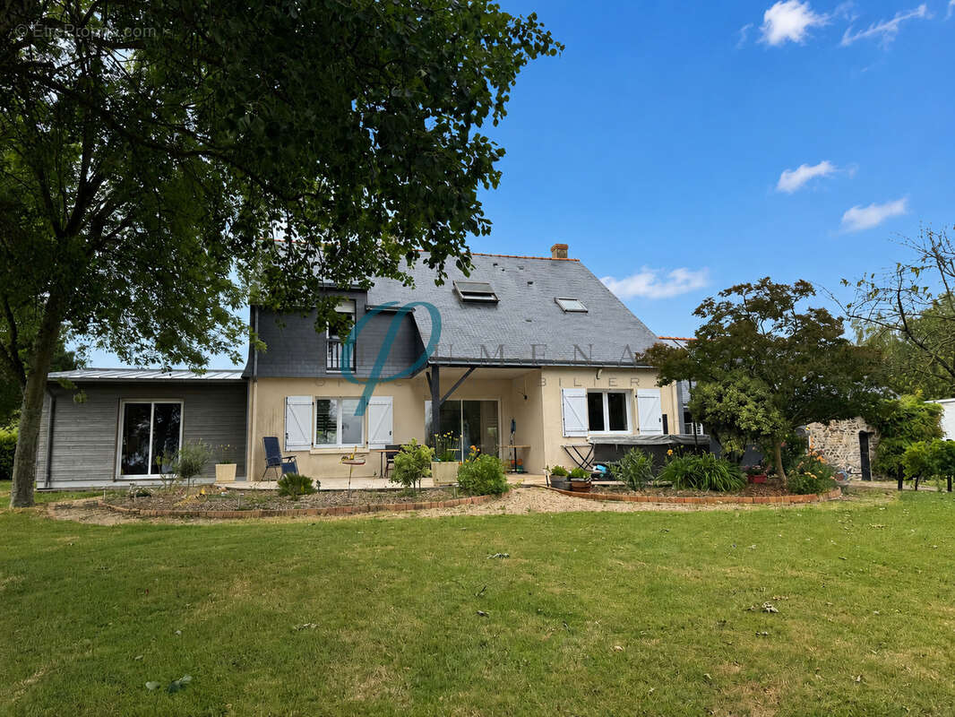 Maison à MESANGER