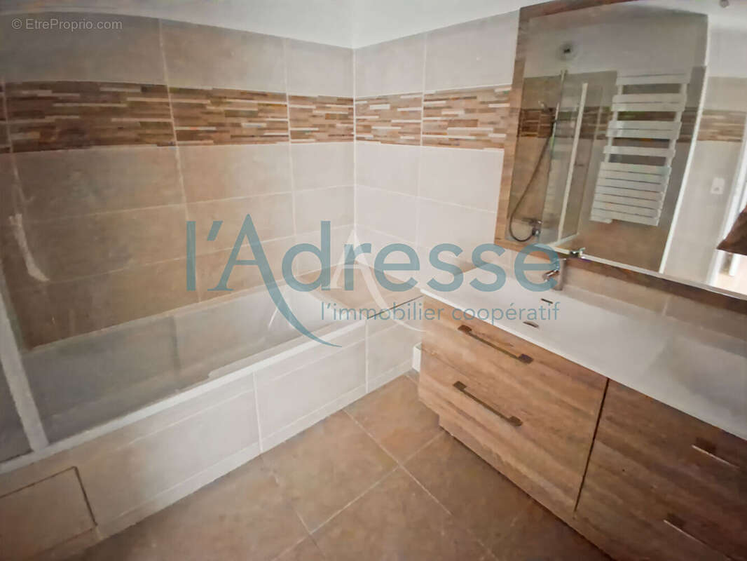 Appartement à SURESNES