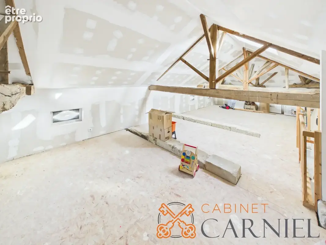 Maison bourgeoise en pierre entièrement rénovée avec piscine, garage et jardin - photo 16
