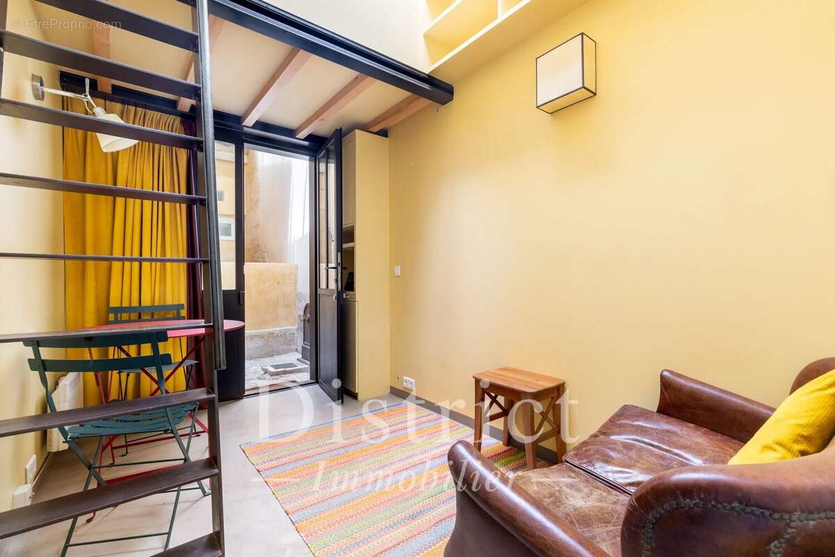 Appartement à PARIS-4E