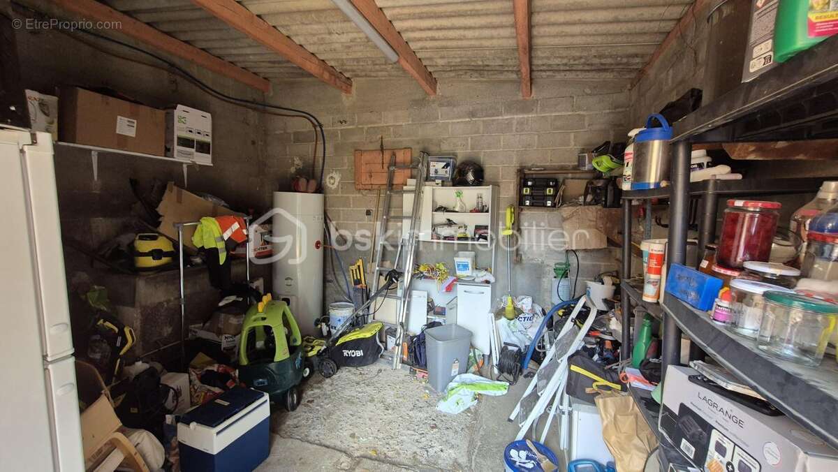 A vendre maison de ville de 129m² trois faces sur terrain de 438m² a elne - centre ville - proche de tous les commerces des ecol - photo 20