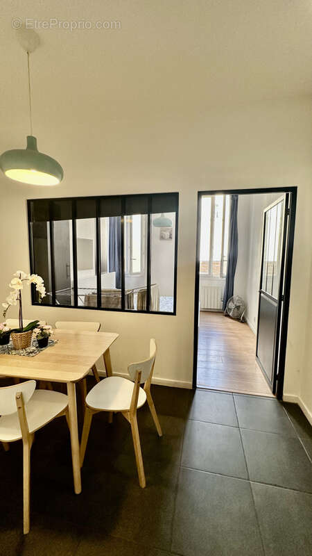 Appartement à MARSEILLE-2E