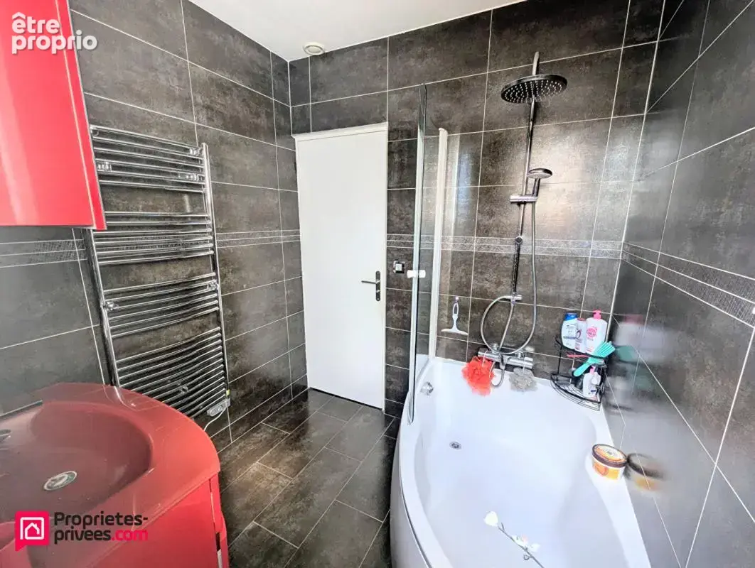 Maison individuelle 7 pièces de 145m² avec jardin clos de 660m² - photo 12