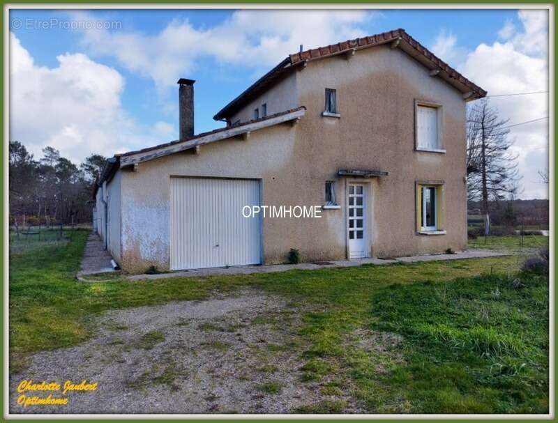 Maison à DONNEZAC