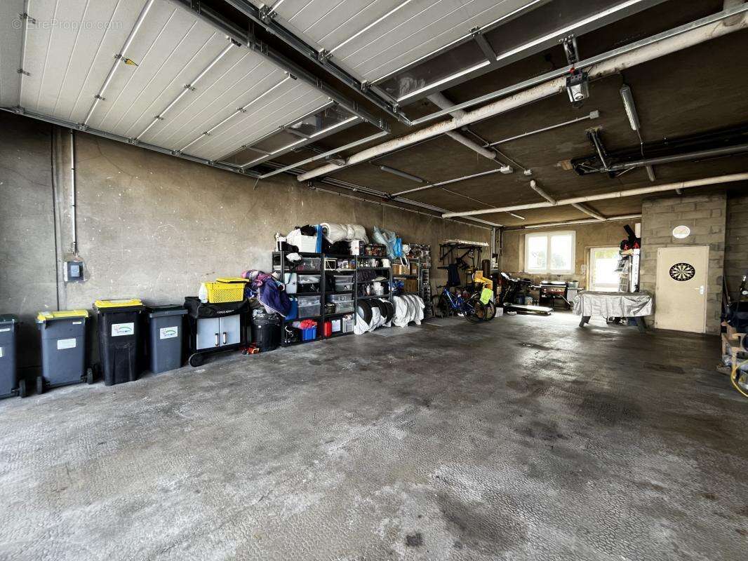 Appartement à FRASNE