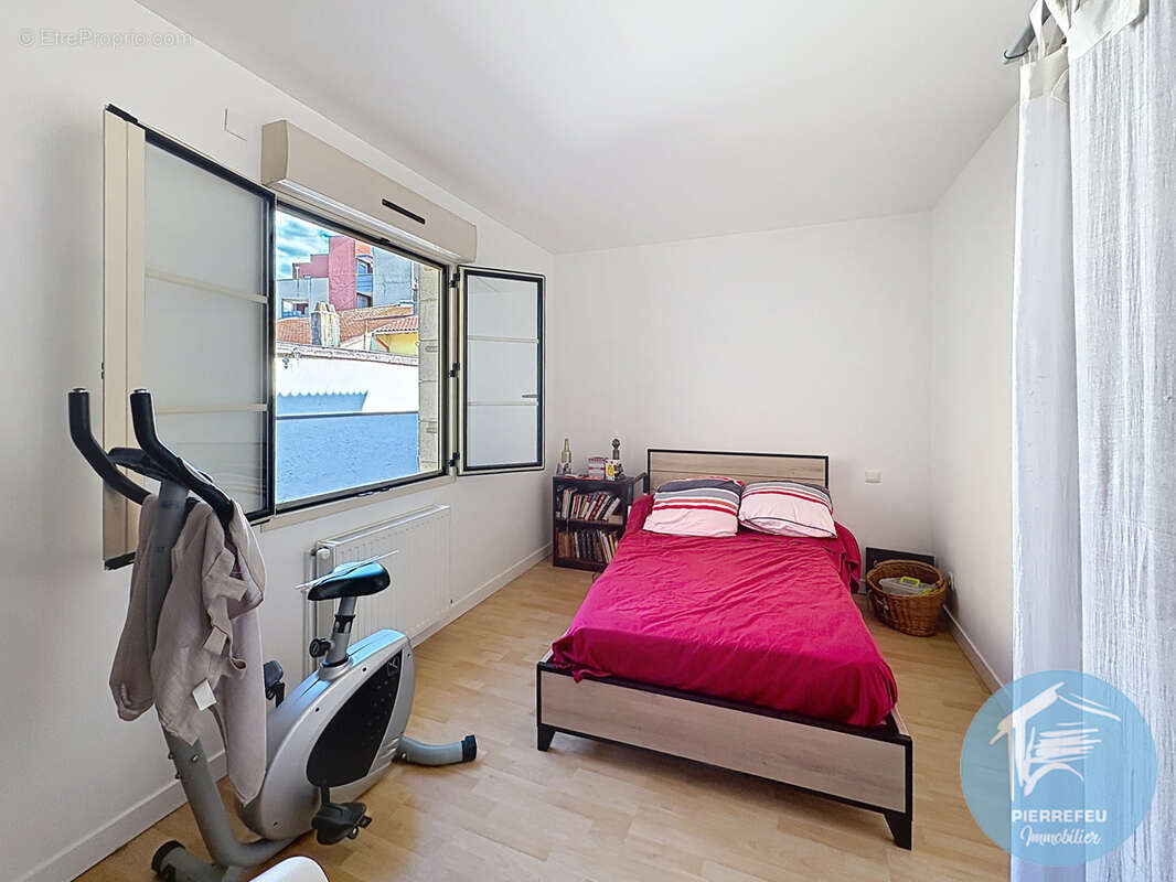 Tarare centre - immeuble de rapport r+2 de 277 m2 - vendu entierement loue - photo 7