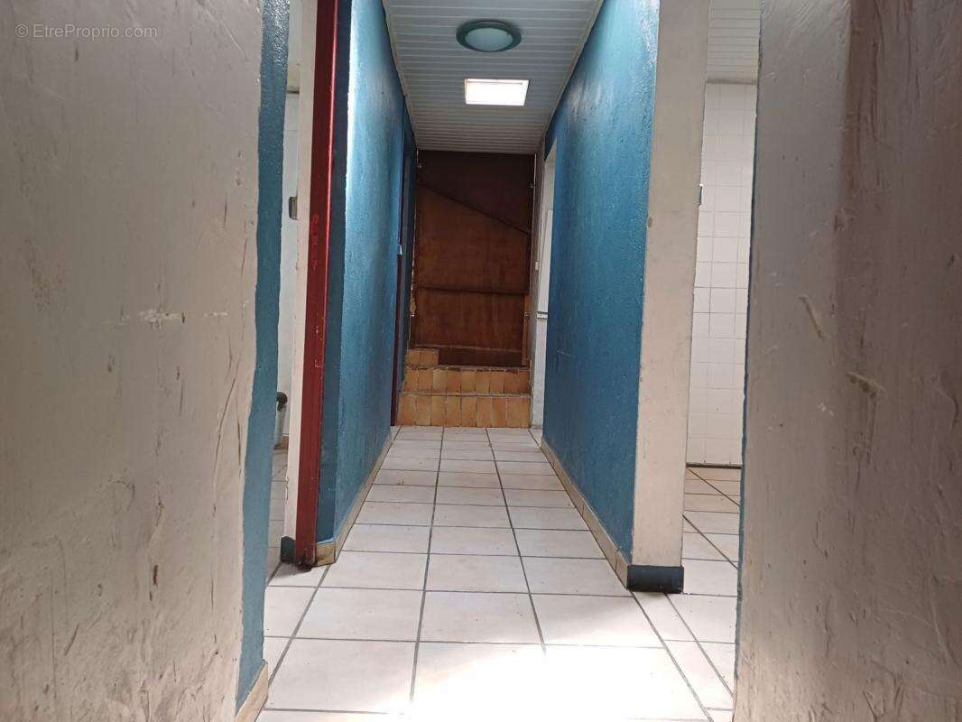 Commerce à VILLEFRANCHE-DE-CONFLENT