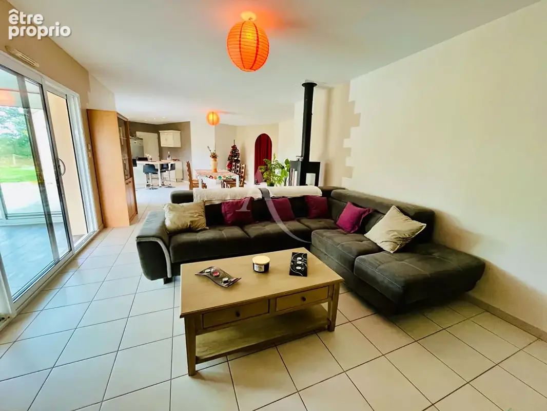 Maison Familiale de 2009 -Sainte Flaive Des Loups - 3 chambres - 119m² - photo 5