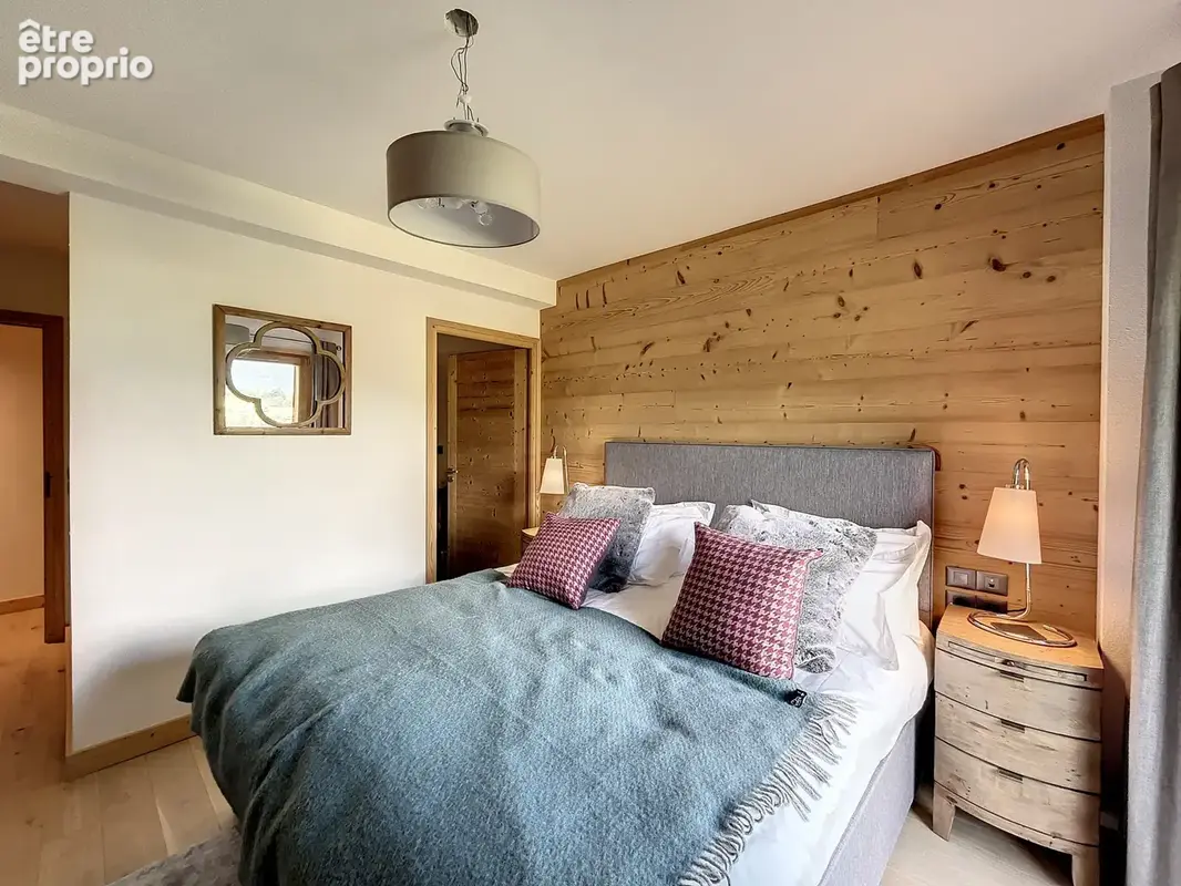 Beau Chalet avec 6 chambres face au Mont Blanc - Exclusivité - photo 3