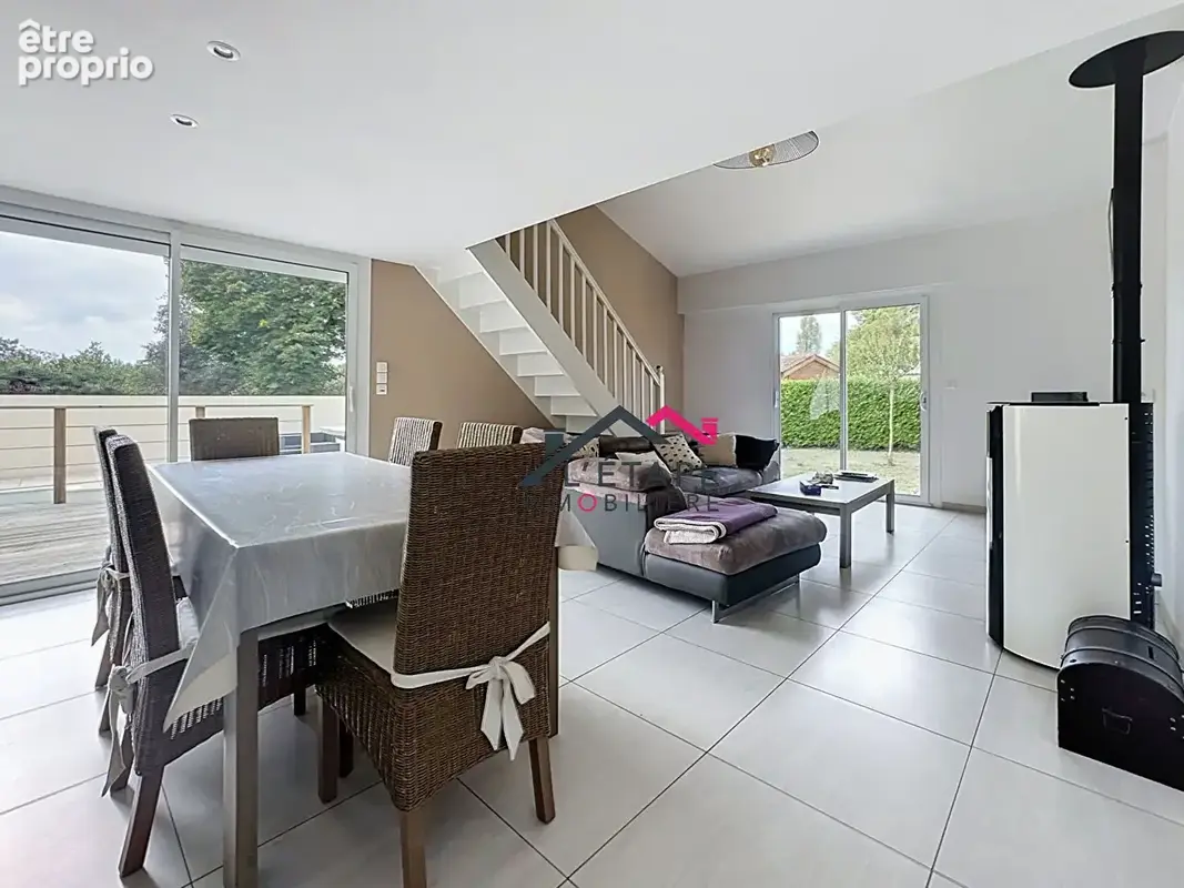 LES ACHARDS Maison 4 chambres - photo 2