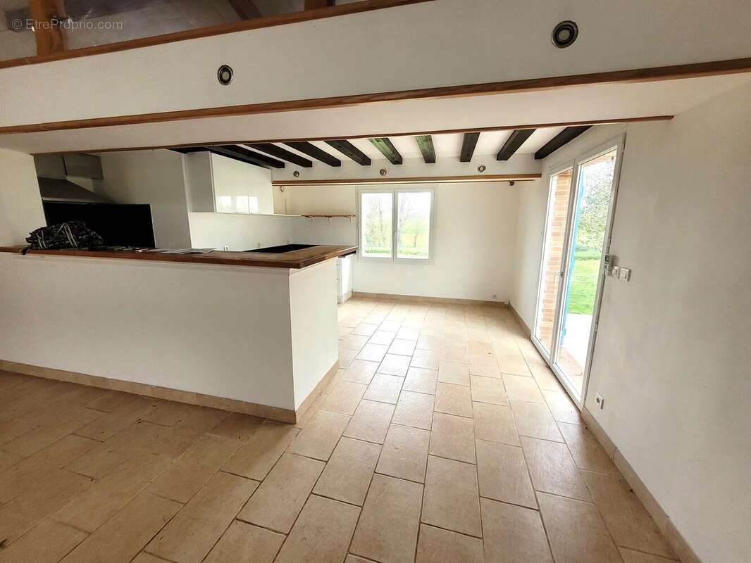 Ferme rénovée  avec piscine sur 2900 m² de terrain - photo 5