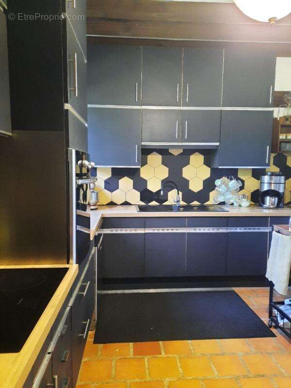 Maison à SAINT-CYR-LA-CAMPAGNE