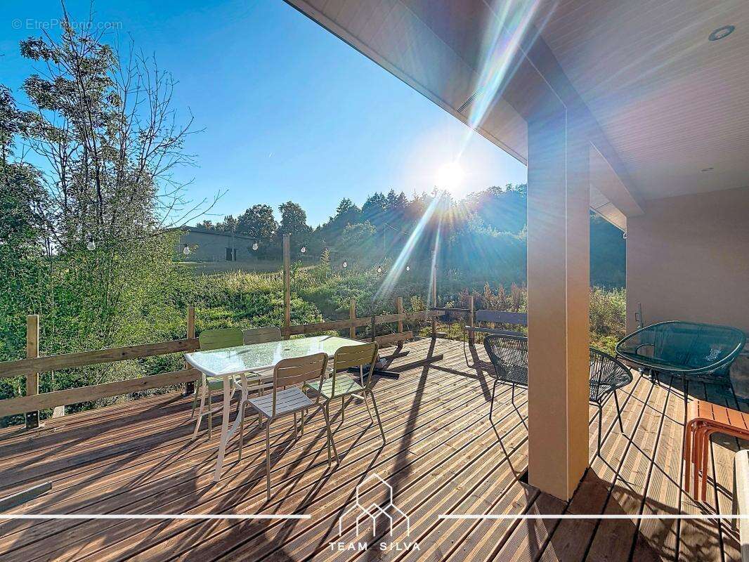 Maison 110 m² à Chambost-Longessaigne  - photo 24