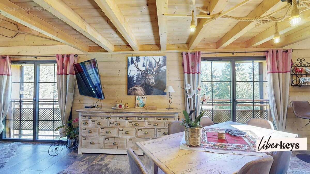 Maison à ESSERT-ROMAND