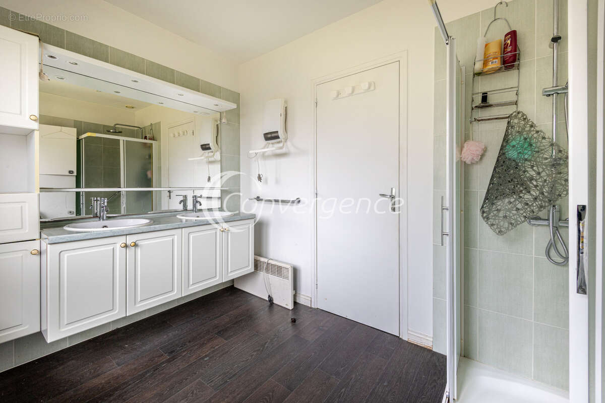 Maison à SAINT-BRICE-SUR-VIENNE