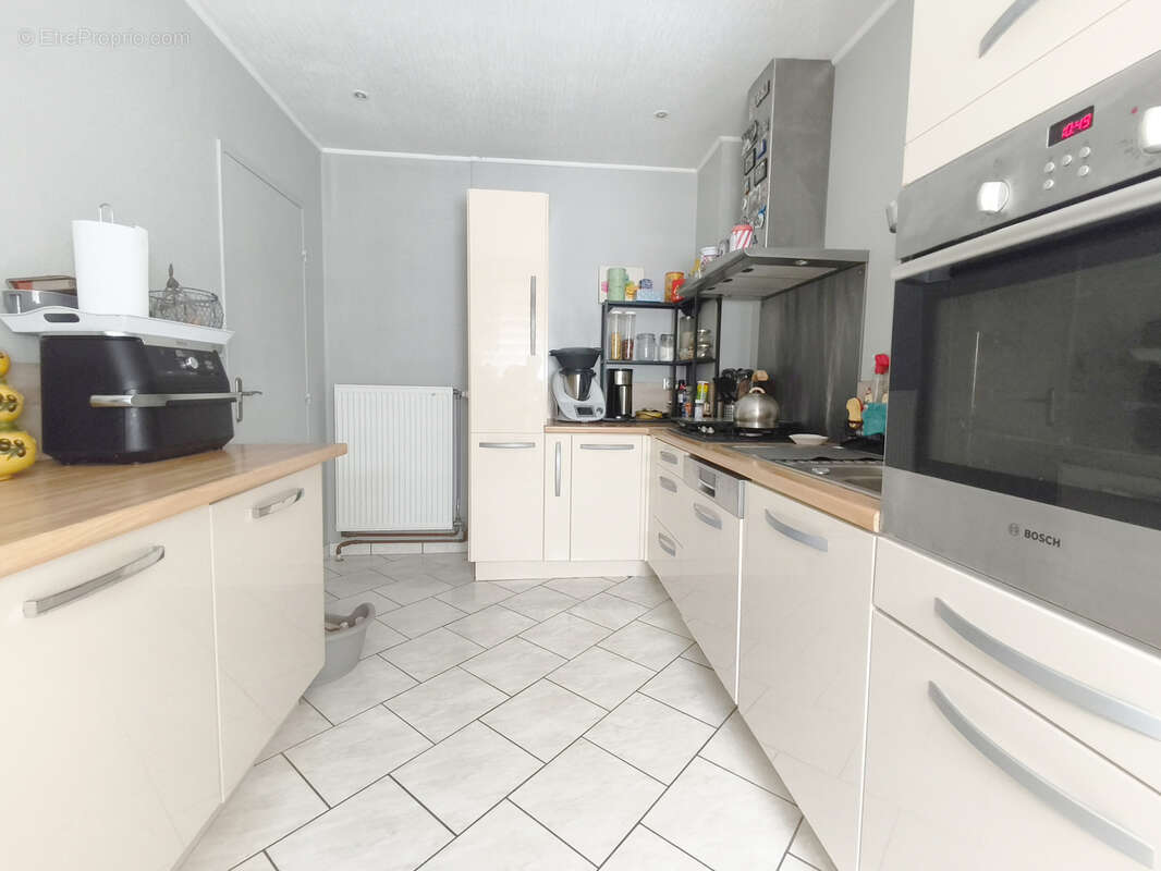 Maison plain-pied 3 chambres et triple garage - photo 7