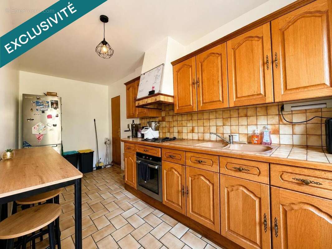 Maison 105 m² à Saint-Paer  - photo 3