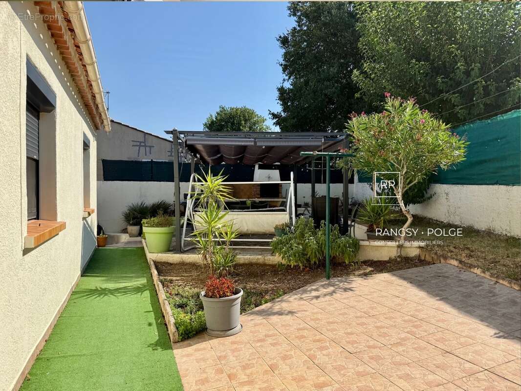Maison à vendre 5 pièces SAINT HILAIRE DE BRETHMAS (30) - photo 9