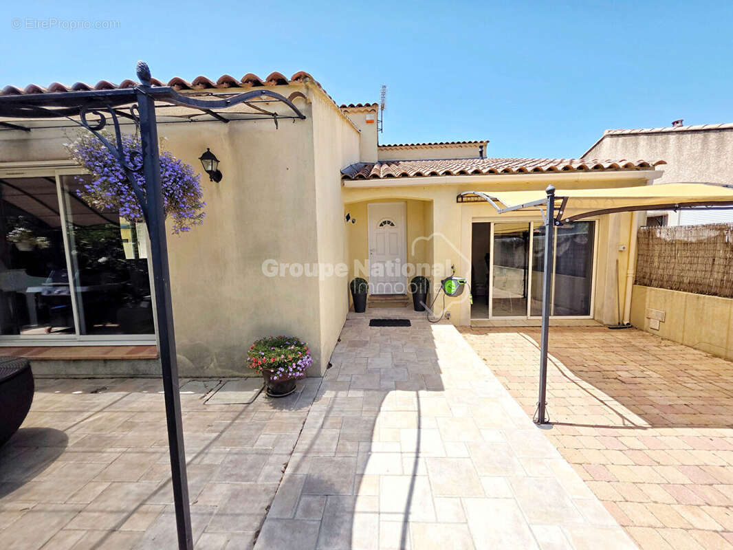Superbe maison 5 pièces avec piscine à Istres, Village d'Entressen - photo 14