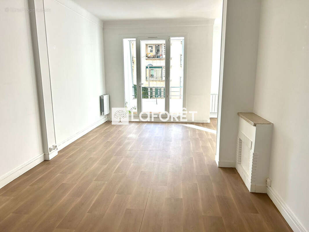 Appartement à MARSEILLE-2E