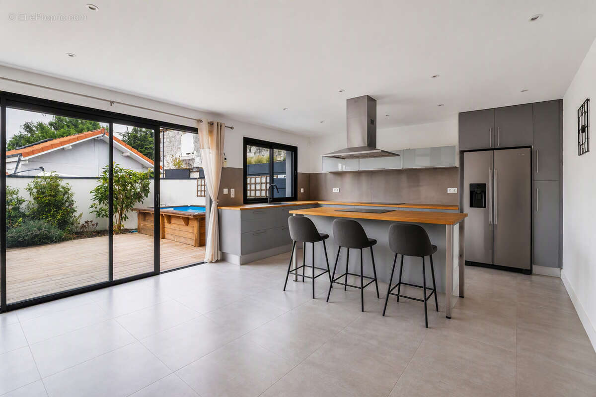 Maison 155m² à bègles - photo 4