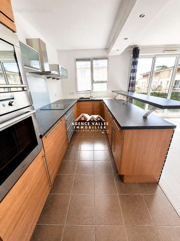 Appartement à CORBEIL-ESSONNES