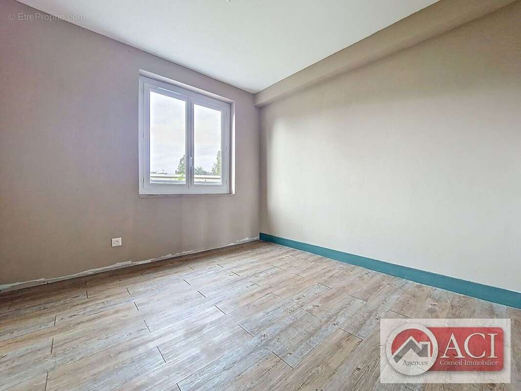 Appartement Gisors  3 pièce(s) 62m² - photo 8
