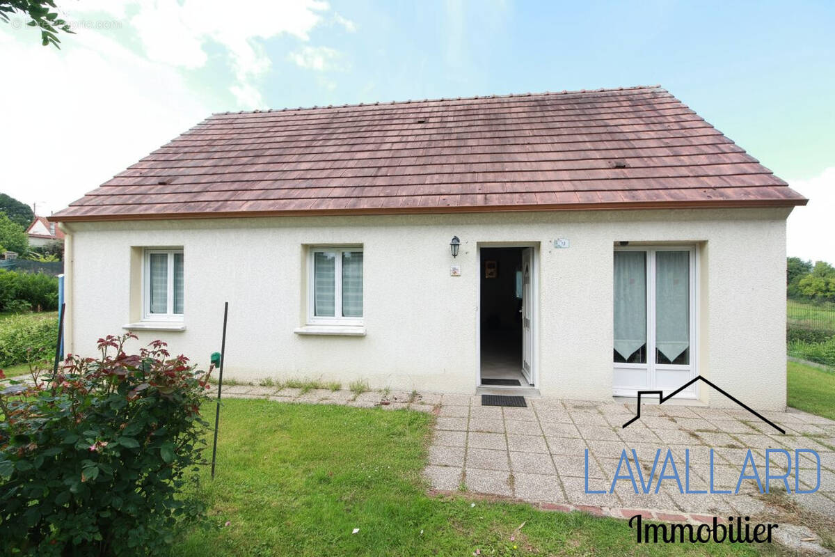 Maison à BEAUVAL