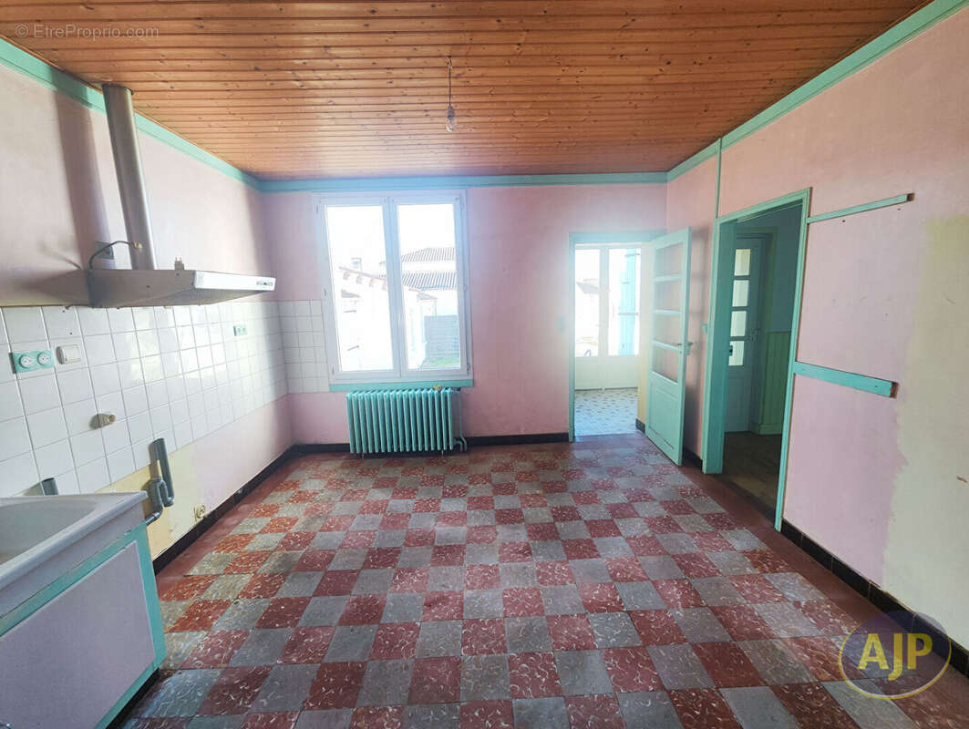 Maison à L&#039;AIGUILLON-SUR-MER