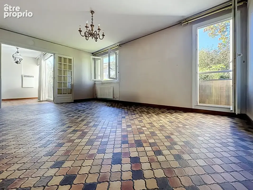 Appartement 89,68 m² à rénover WILSON - photo 2