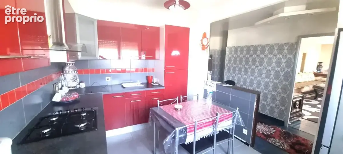 Maison familiale avec beau potentiel - CLASSE D - - photo 3